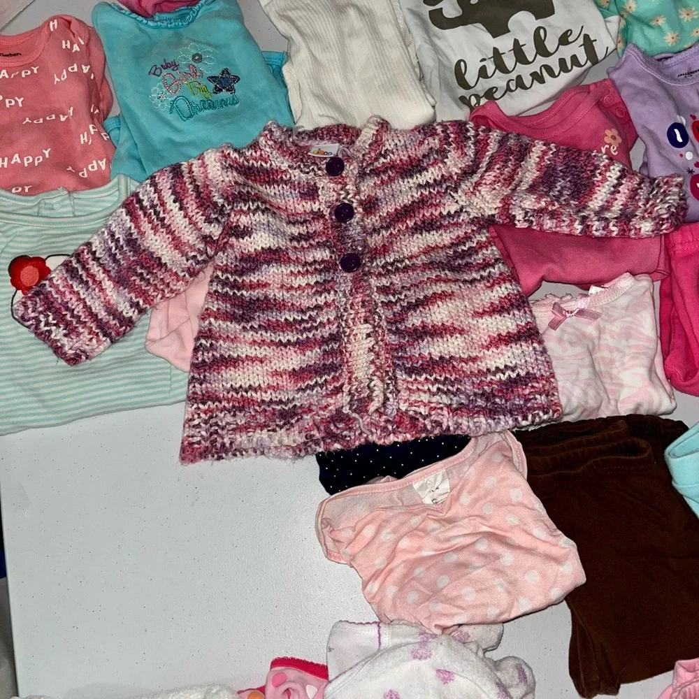 Bundle of 28 Fall / Winter Girls Clothes